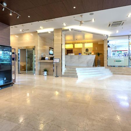 Benikea Starhills Hotel Buan Luaran gambar